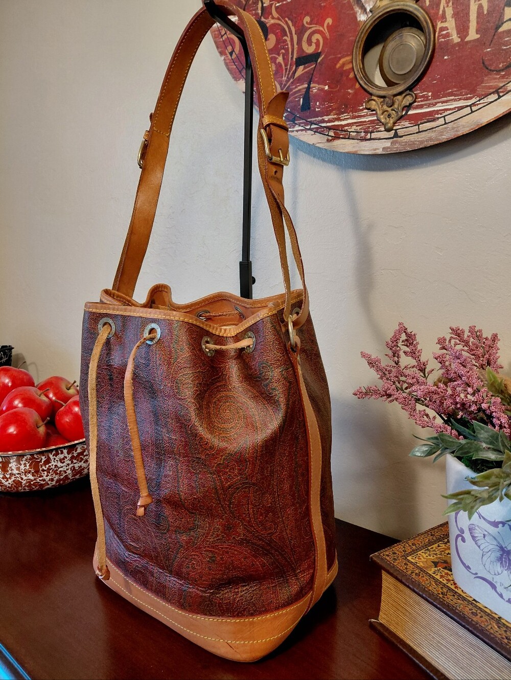 Etro Milano Red Paisley Drawstring Bucket Bag Vintage - Picture 13 of 16